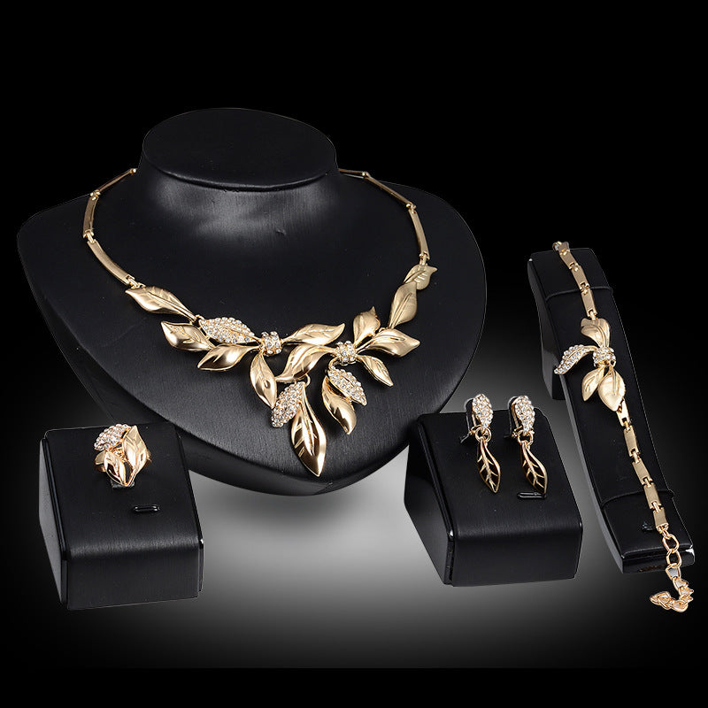 Elegant 4-Piece Bridal Jewelry Set – Necklace & Earrings