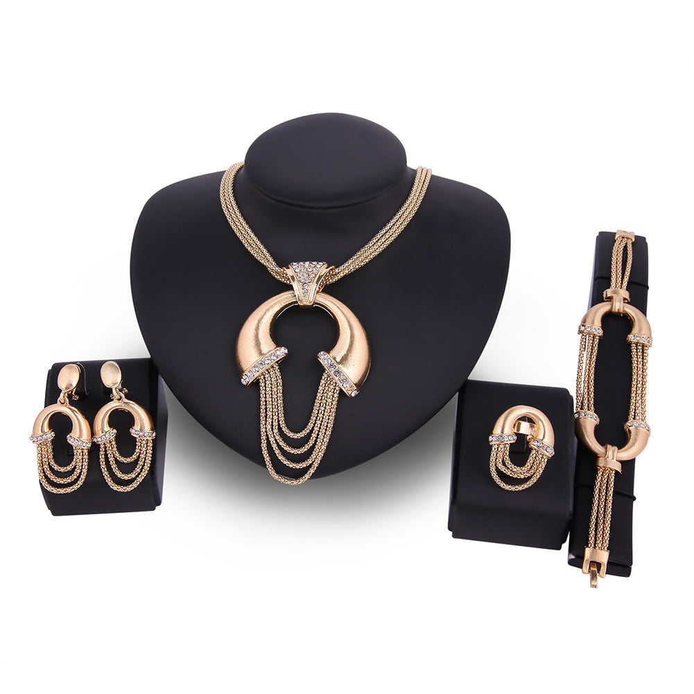 Statement Gold Bridal Jewelry Set – 4-Piece Luxury Design
