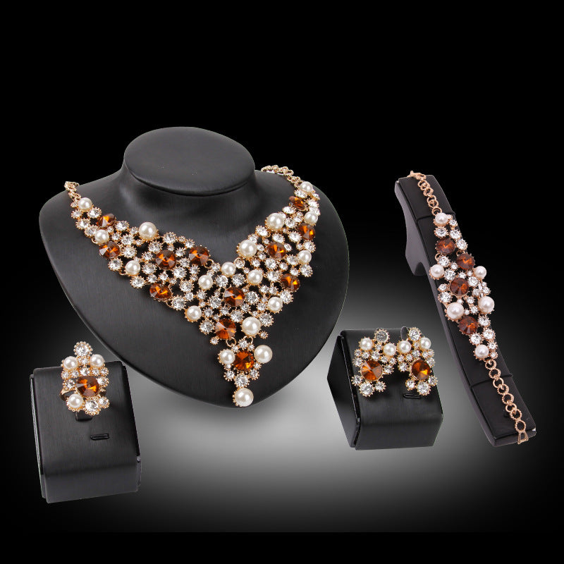 Luxury Crystal Bridal Jewelry Set – Necklace, Earrings & Bracelet
