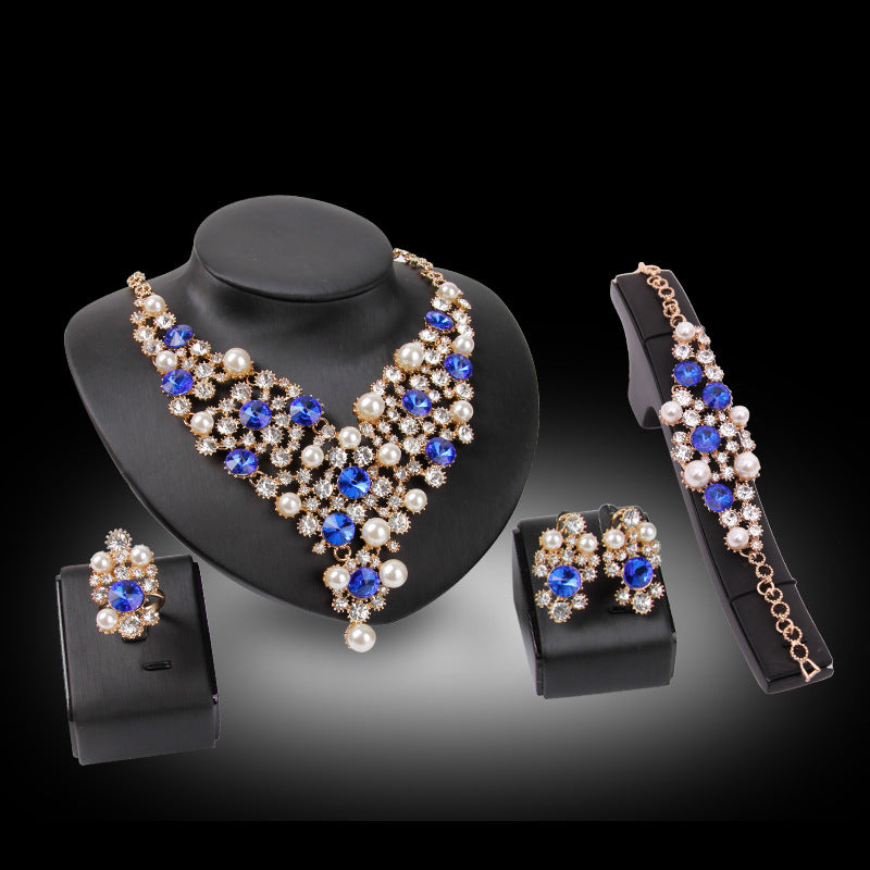 Luxury Crystal Bridal Jewelry Set – Necklace, Earrings & Bracelet