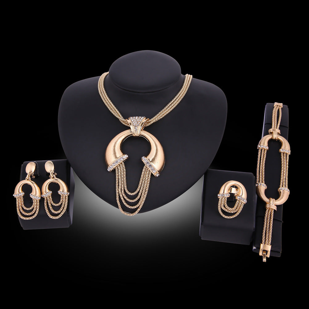 Statement Gold Bridal Jewelry Set – 4-Piece Luxury Design