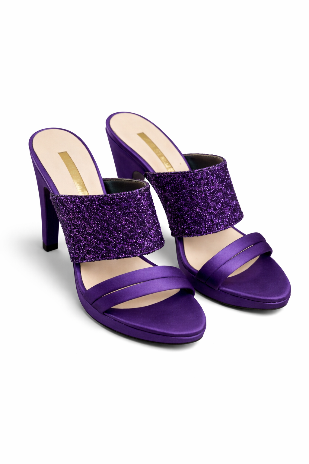 Elegant Italian Heel Sandals – Shine with Every Step