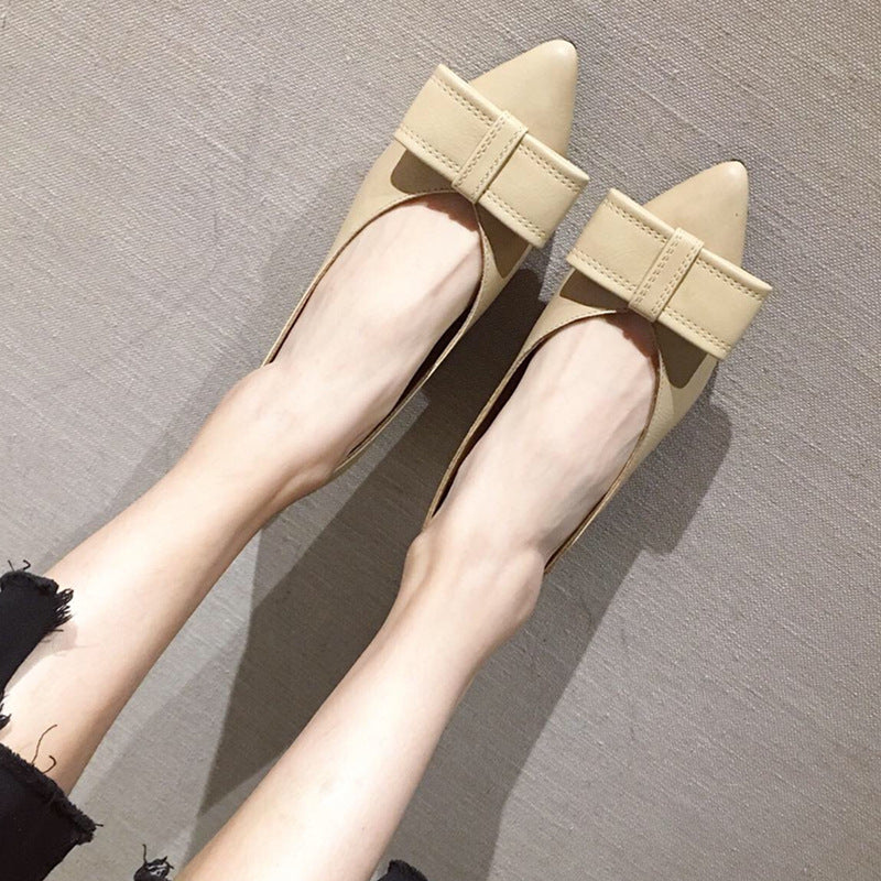 Luxury Pointed Heel – Elegant & Timeless