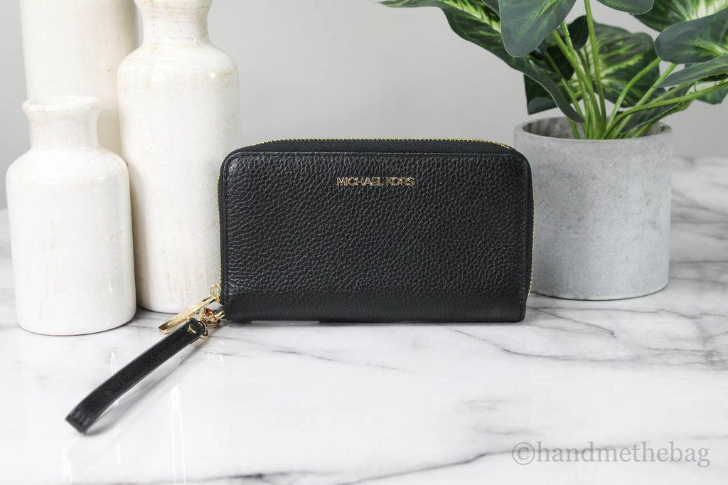 Luxury Leather Wristlet Wallet – Multi-Function Phone Case & Card Holder (Black & Gold) ✨👜