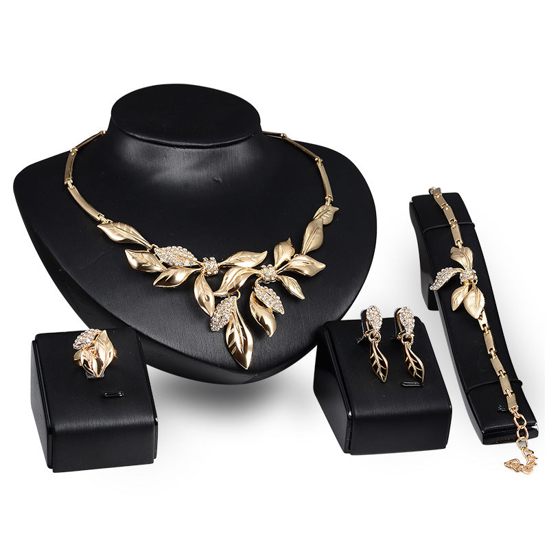 Elegant 4-Piece Bridal Jewelry Set – Necklace & Earrings